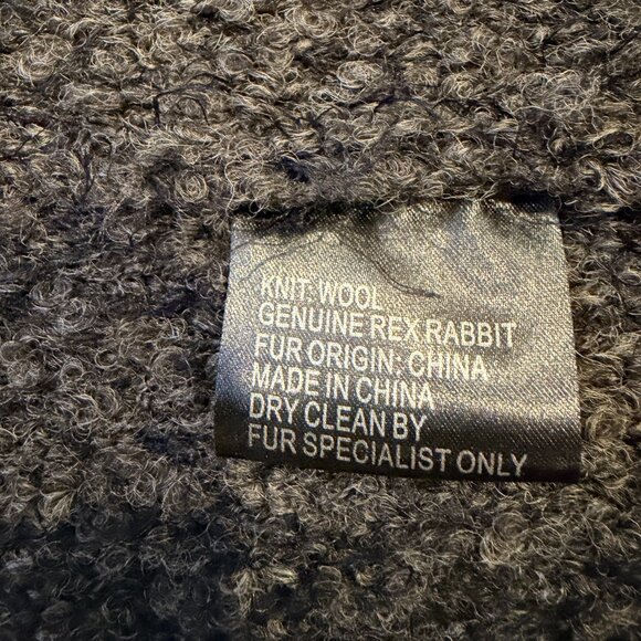 LINDA RICHARDS GENUINE RABBIT FUR AND KNIT VEST - Picture 6 of 9